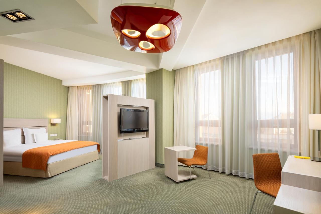 Hotel Golden Tulip Ana Tower Sibiu Exterior foto