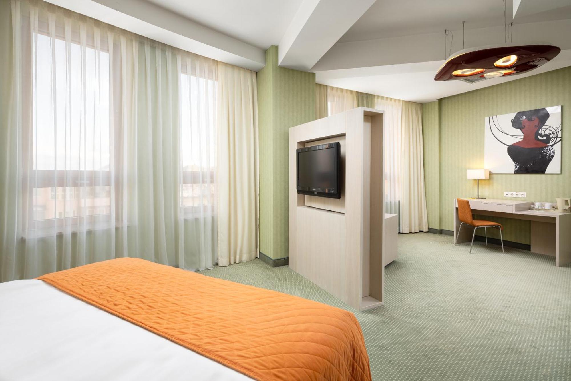Hotel Golden Tulip Ana Tower Sibiu Exterior foto