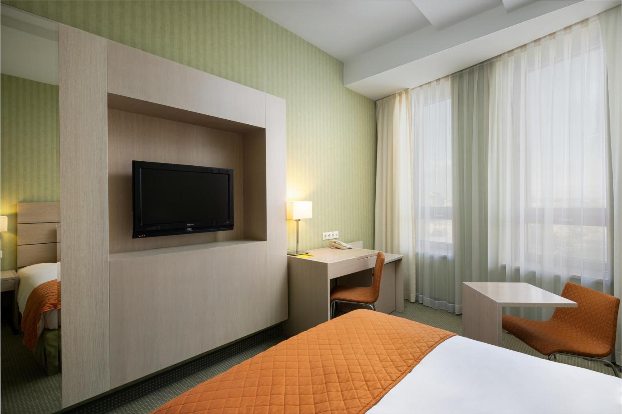 Hotel Golden Tulip Ana Tower Sibiu Exterior foto