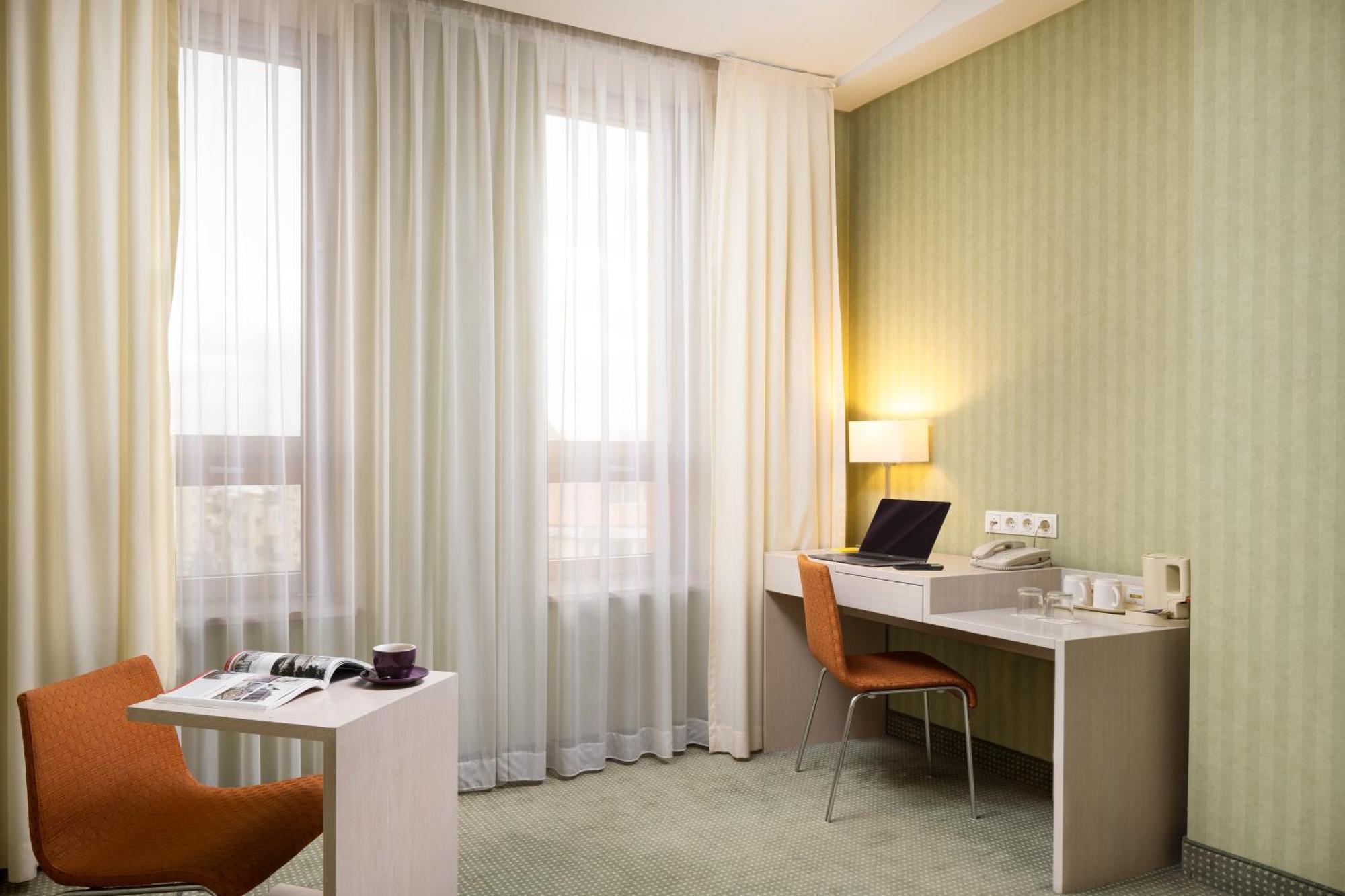 Hotel Golden Tulip Ana Tower Sibiu Exterior foto