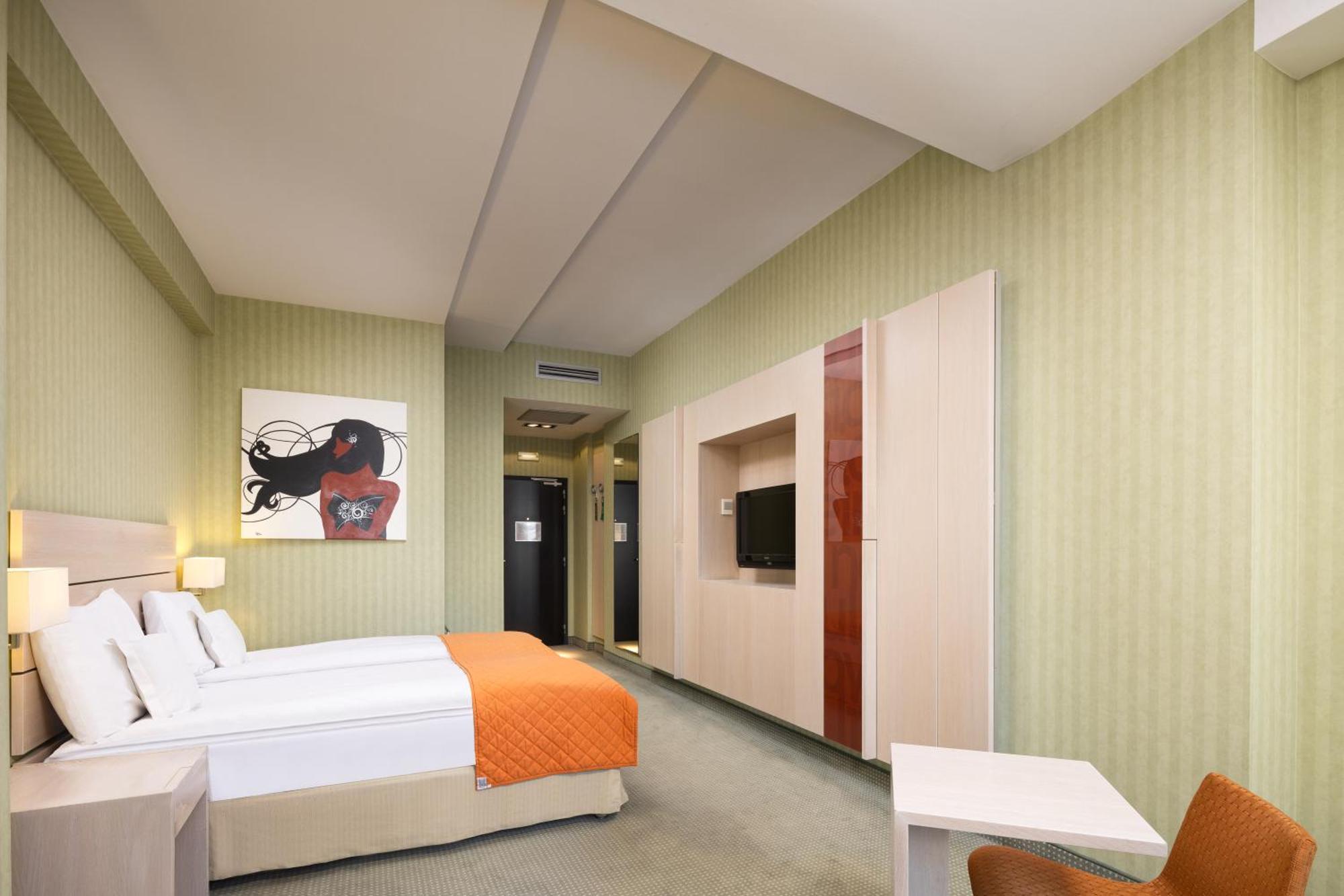 Hotel Golden Tulip Ana Tower Sibiu Exterior foto
